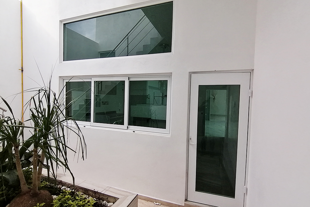 Instalación y Diseño de Cancelería Arquitectónica EuroVent en Puebla México Tlaxcala